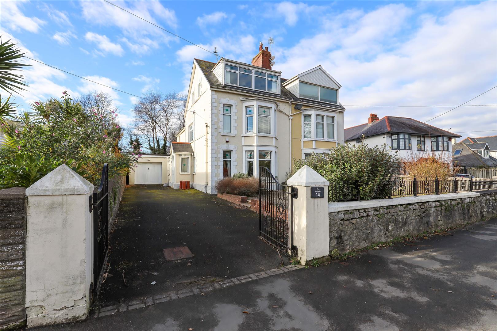 Watts & Beach Road, Newton, Porthcawl, Bridgend County Borough, CF36 5NH